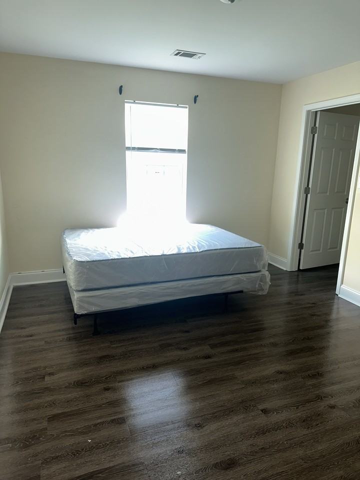 104 Ronald Pride Blvd - Photo 2 of 4