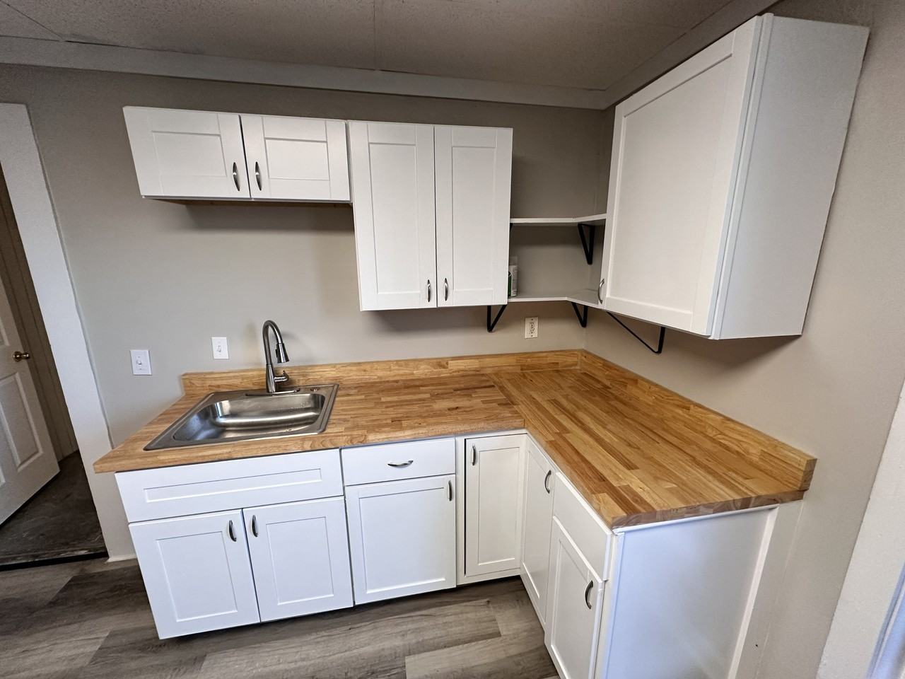 110 N Grant Ave #110 - Photo 7 of 25