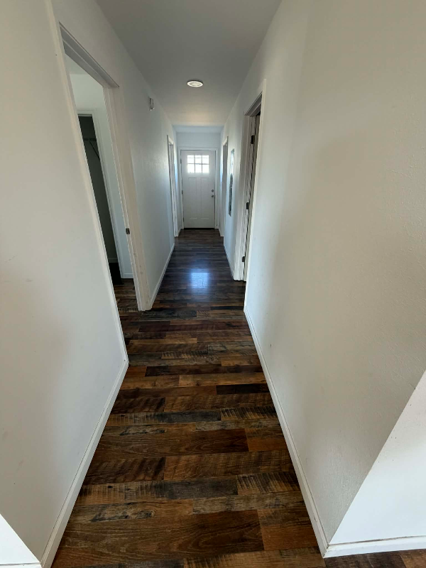 227 N Frisco St #B - Photo 3 of 10