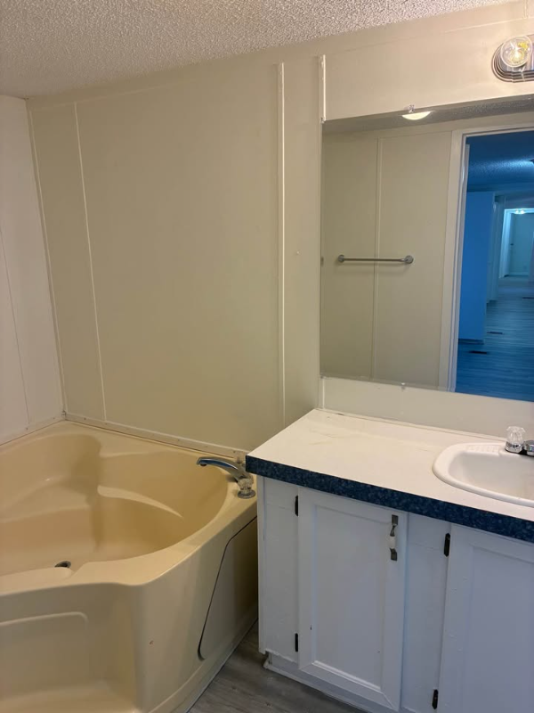 1701 Orchard Farm Ln - Photo 2 of 10