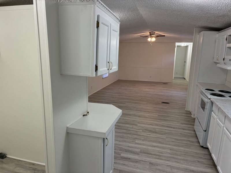 1701 Orchard Farm Ln - Photo 5 of 10