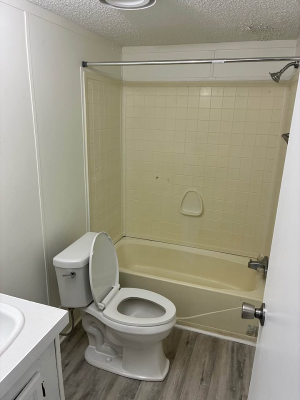 1701 Orchard Farm Ln - Photo 7 of 10