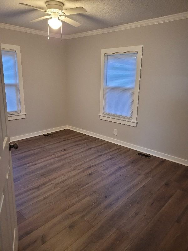 1407 Whitsett St - Photo 6 of 20