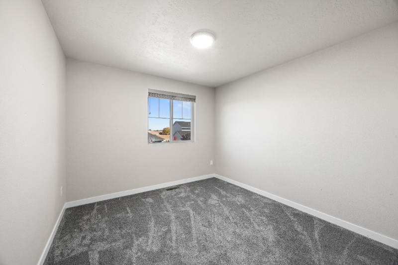 15335 Stovall Ave - Photo 3 of 18