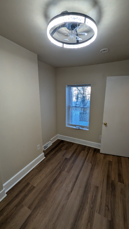 202 Cherry St - Photo 5 of 12