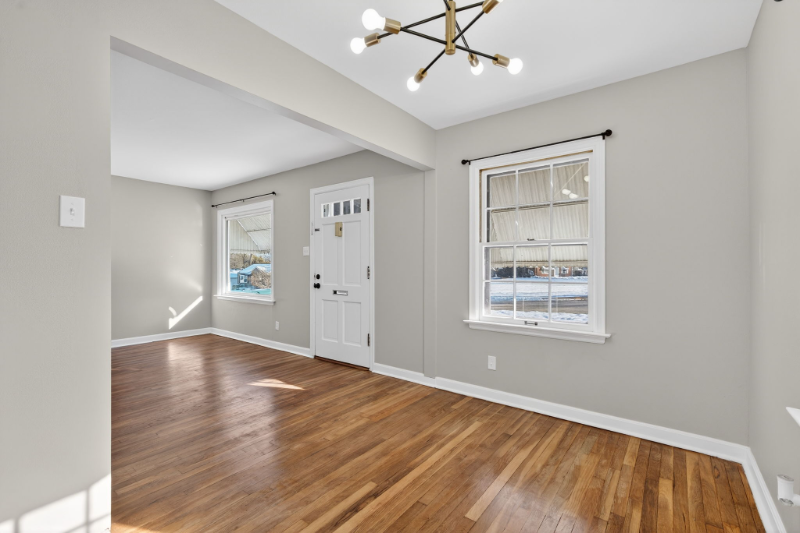 10765 Saint Xavier Ln - Photo 7 of 20