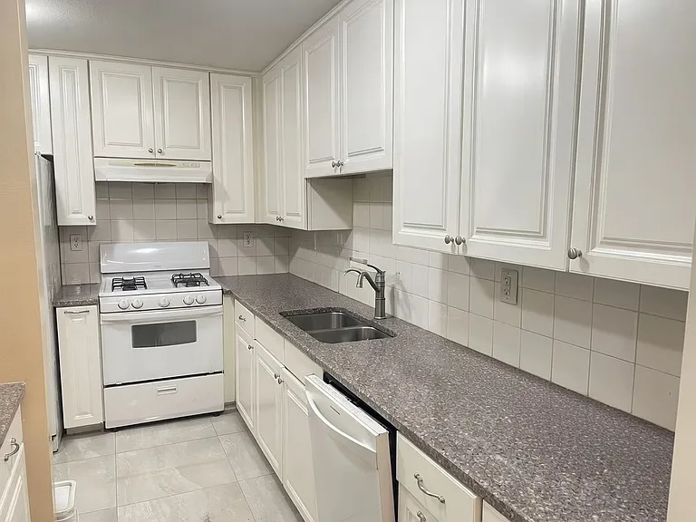 660 Golden Springs Dr #B - Photo 3 of 13