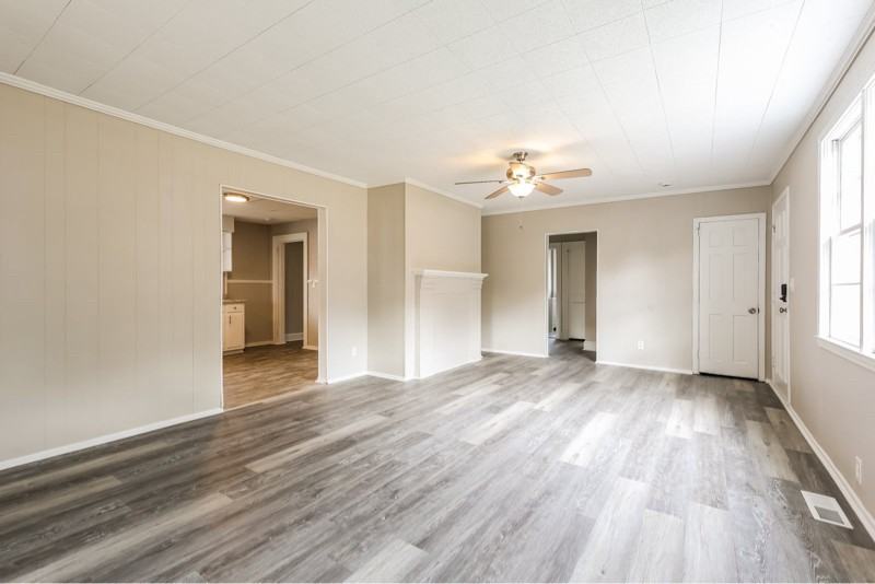 2229 Ridgewood Ave - Photo 3 of 15