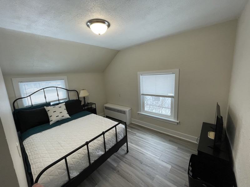 105 Maple Ct - Photo 5 of 13