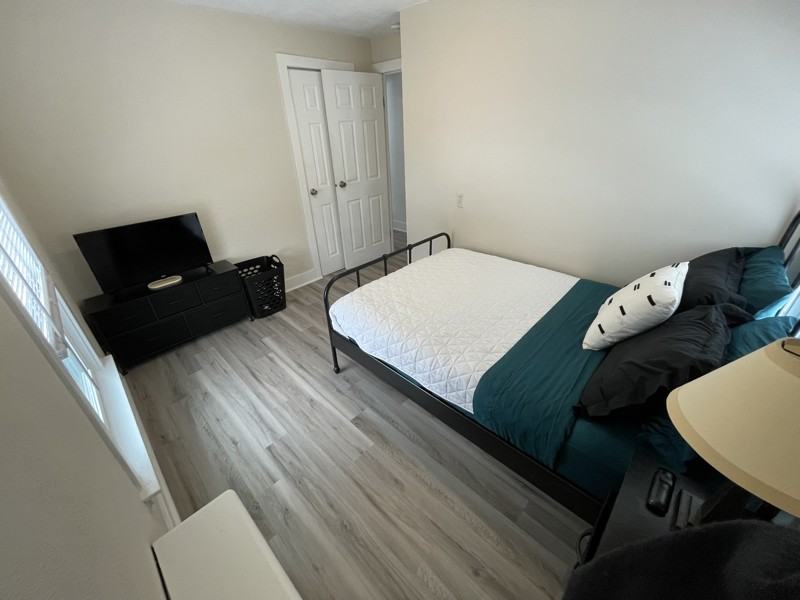 105 Maple Ct - Photo 6 of 13