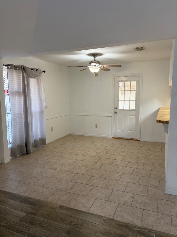 18742 Clover Glen Ln - Photo 4 of 16