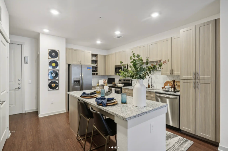 2100 E Vickery Blvd #146 - Photo 2 of 10