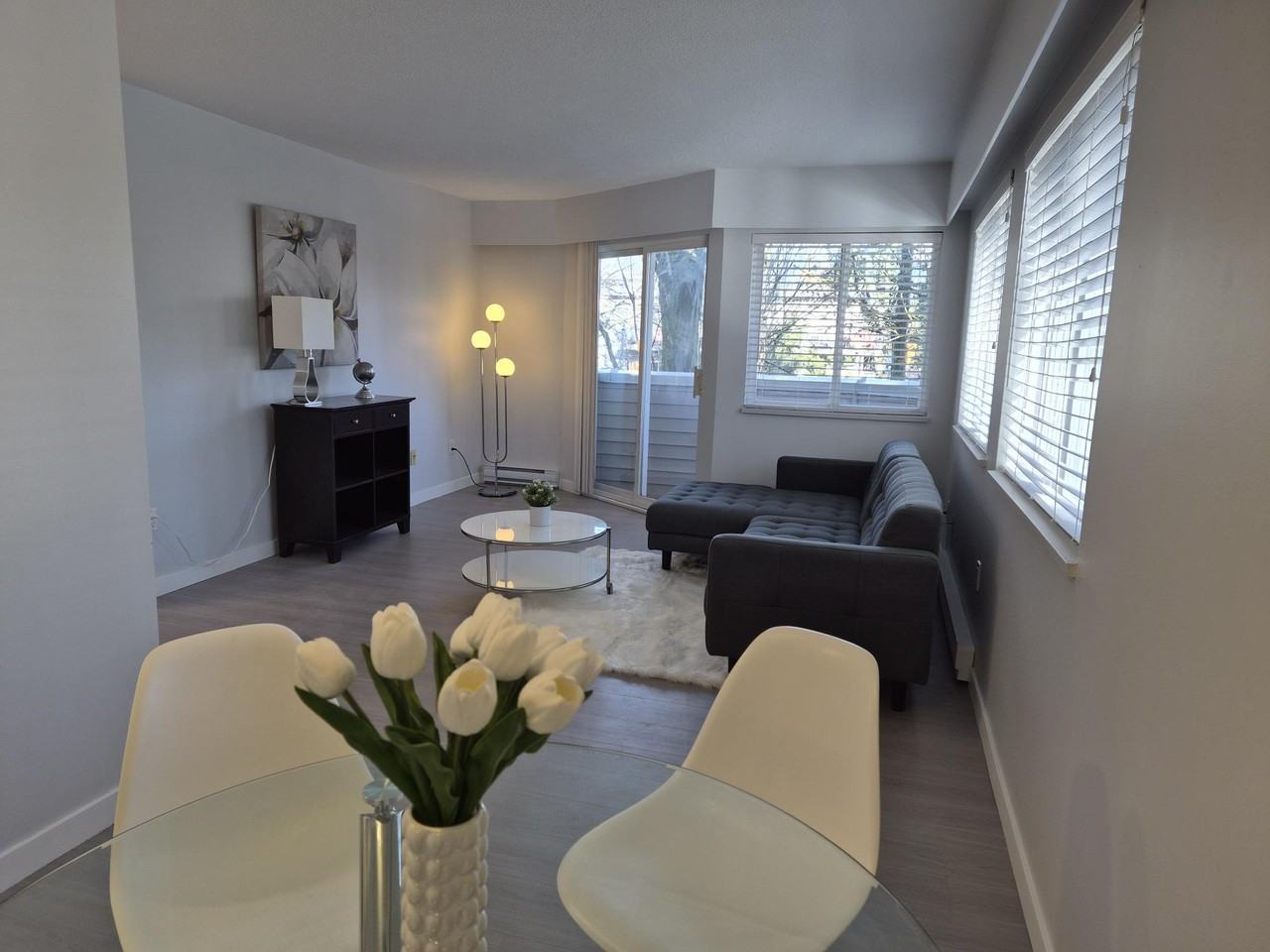 29 Nanaimo Street - Photo 2 of 9