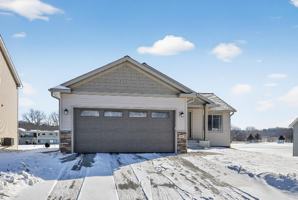 featured image of 2412 Hadley Hills Dr Ne