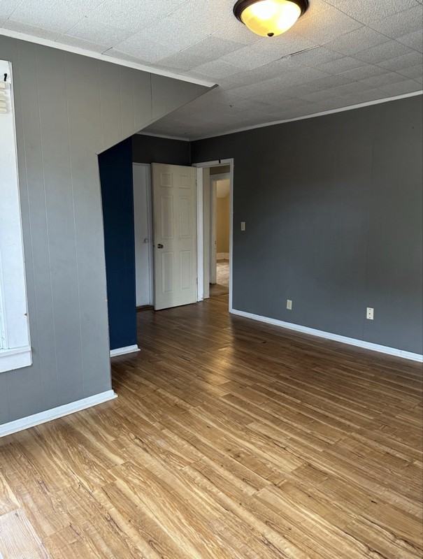 708 Ferry St - Photo 7 of 13