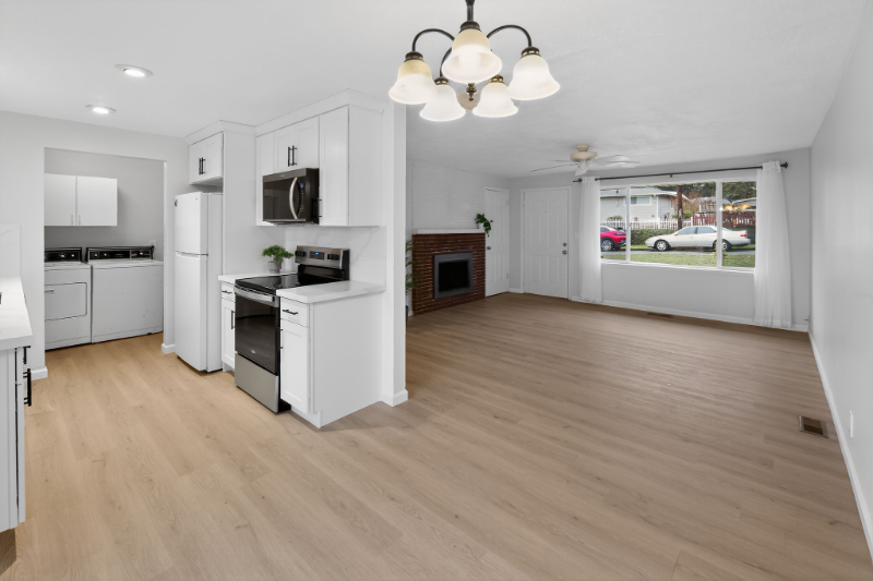 10665 63rd Ave S - Photo 3 of 15