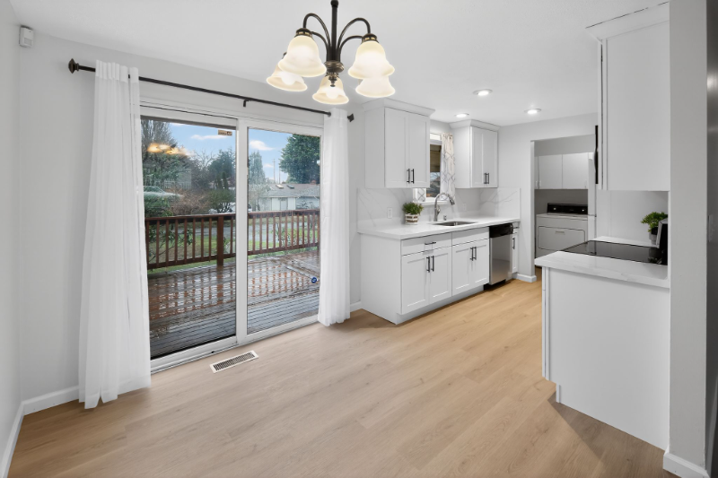 10665 63rd Ave S - Photo 4 of 15