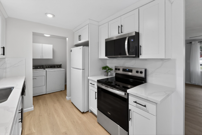 10665 63rd Ave S - Photo 5 of 15