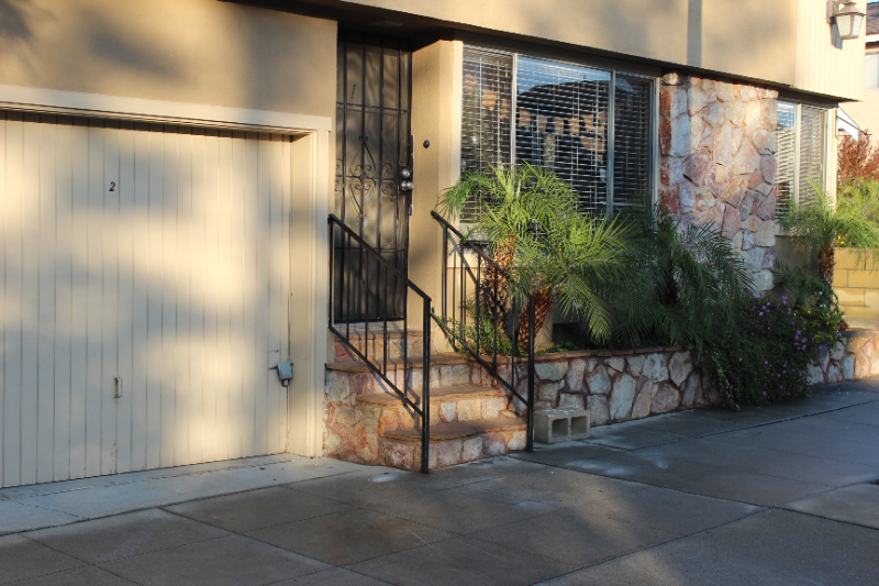 231 Grand Ave #5 - Photo 3 of 18