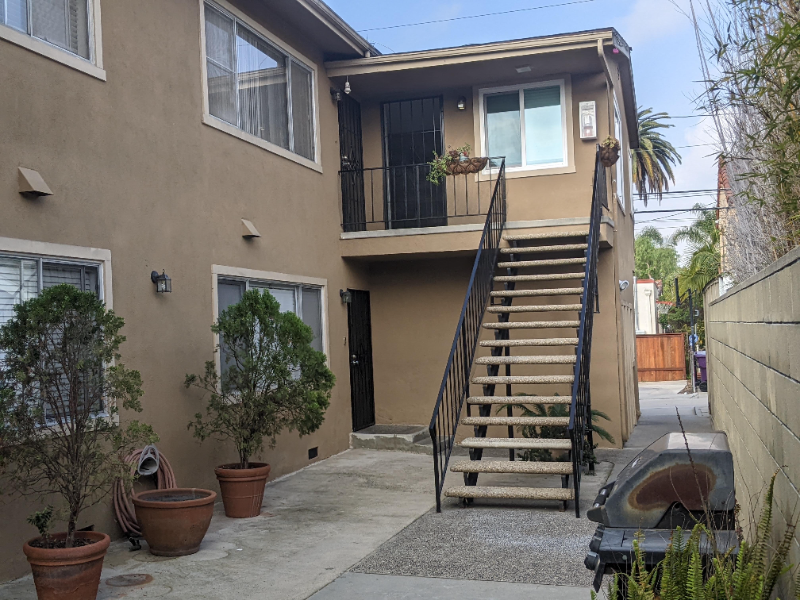 231 Grand Ave #5 - Photo 4 of 18