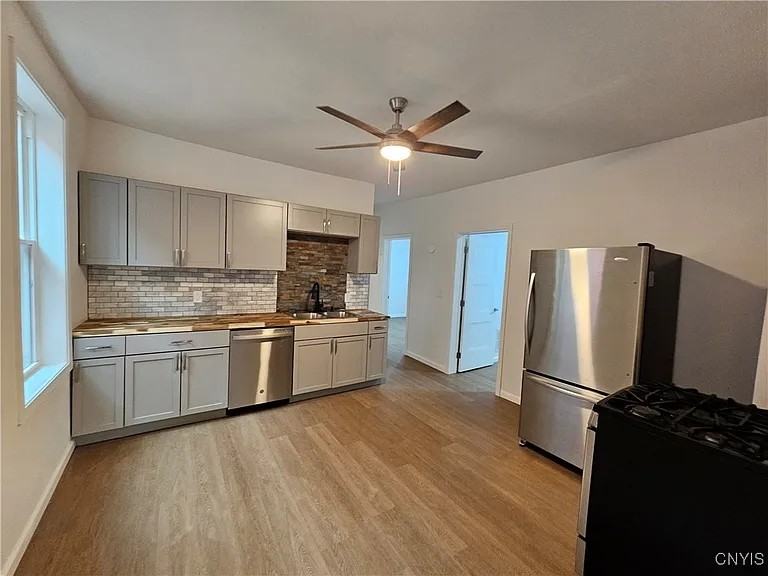 923 Rutger St #1 - Photo 7 of 11