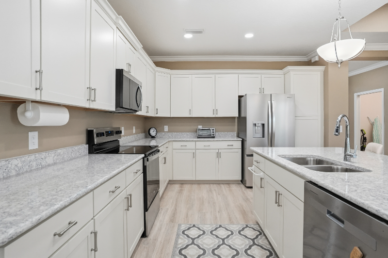 9458 Escape Ave - Photo 3 of 20