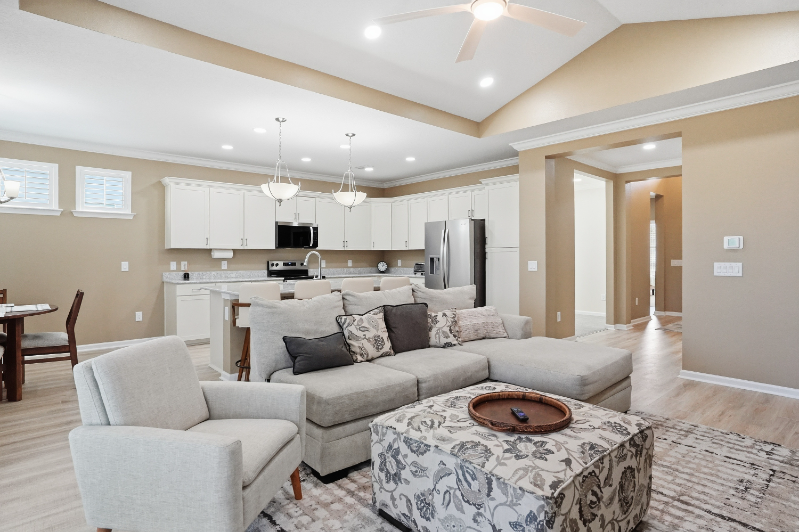 9458 Escape Ave - Photo 4 of 20