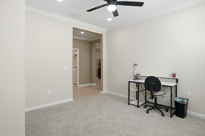 9458 Escape Ave - Photo 6 of 20