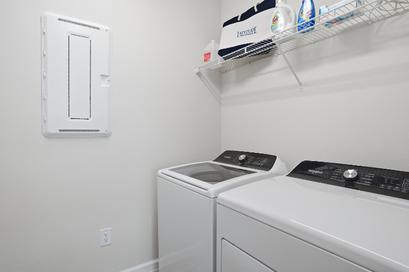 9458 Escape Ave - Photo 7 of 20