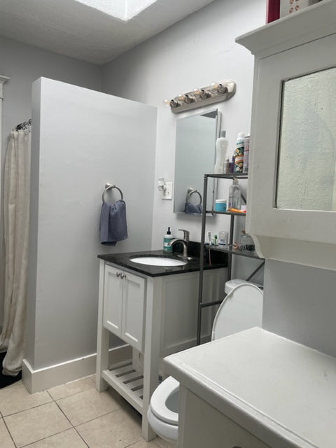 417 E 7th St #417-1-2 - Photo 6 of 11