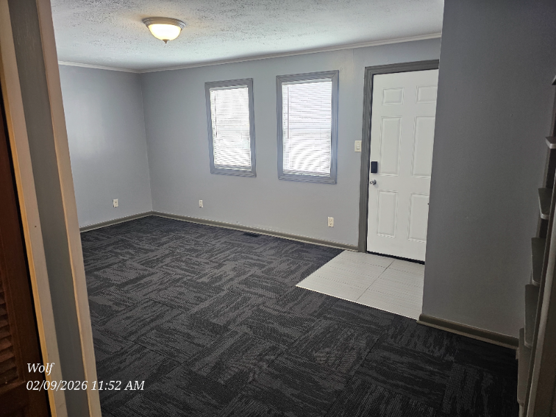 2102 W Forest Dr - Photo 3 of 9