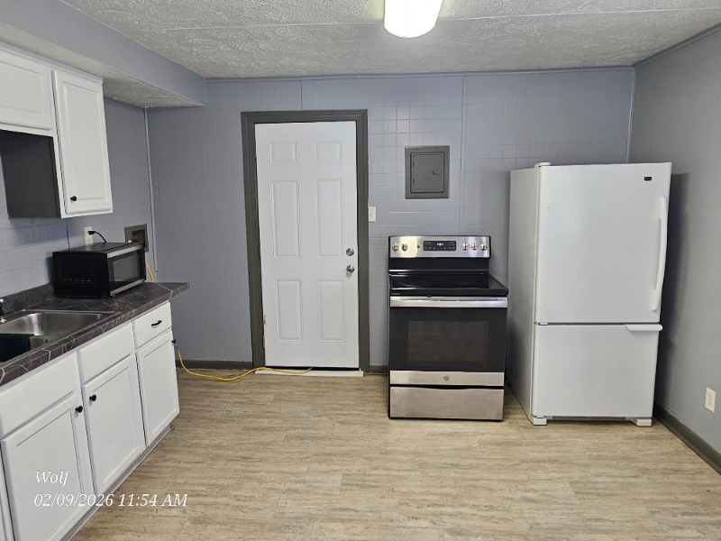 2102 W Forest Dr - Photo 5 of 9