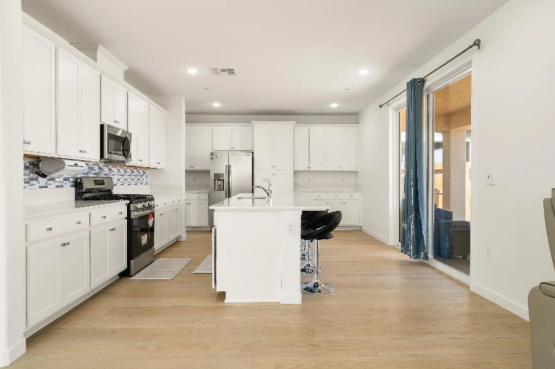 12783 Crossbill Way - Photo 3 of 16