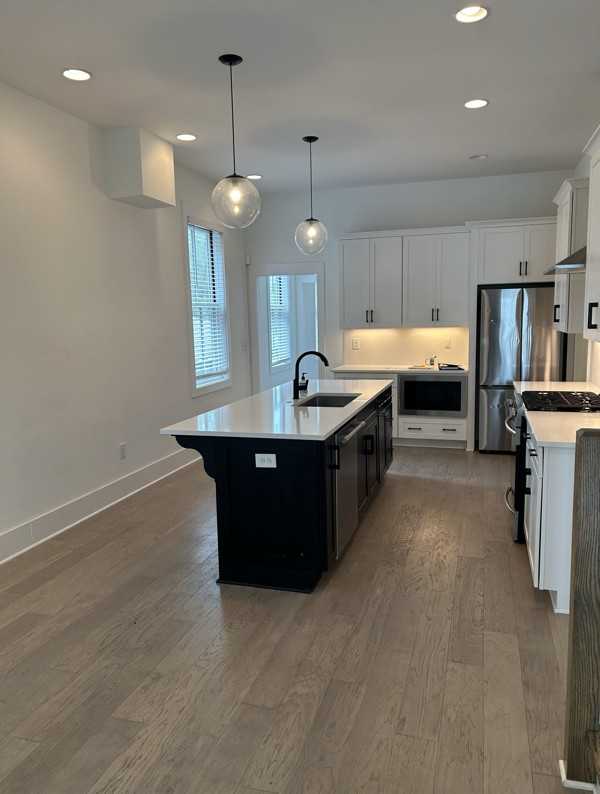 924 A Caruthers Ave Nashville Tennessee #A - Photo 2 of 18