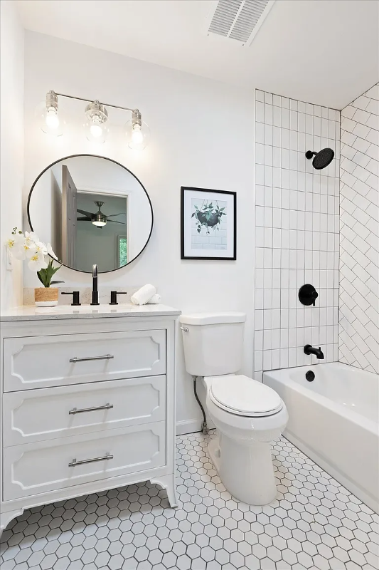 723 Riverview Dr - Photo 7 of 18