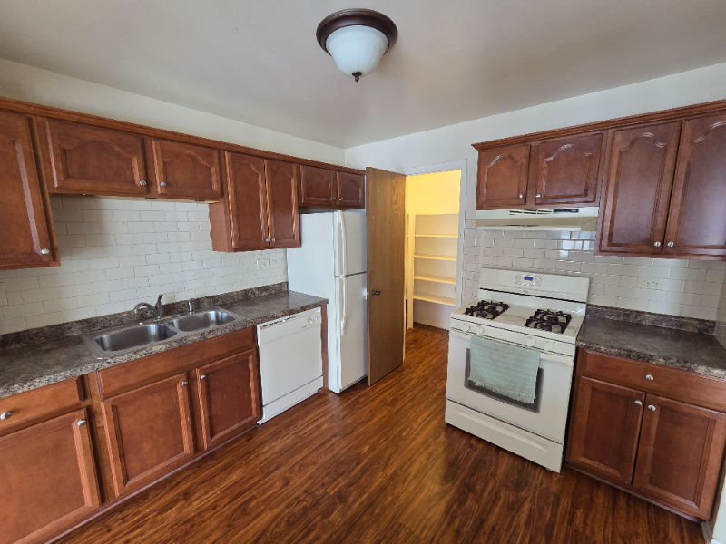 603 Stone Circle Ct #V2 - Photo 6 of 15