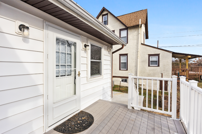 106 Congress Ave #1 - Photo 3 of 21