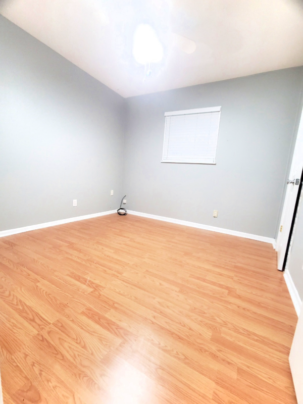 8620 Chateau Cir - Photo 6 of 15