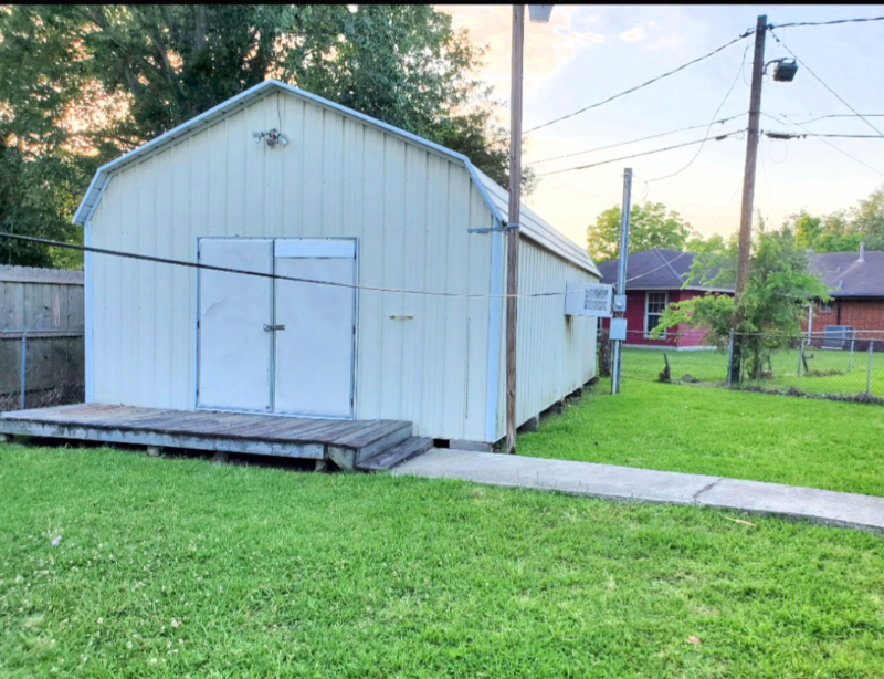 8620 Chateau Cir - Photo 7 of 15