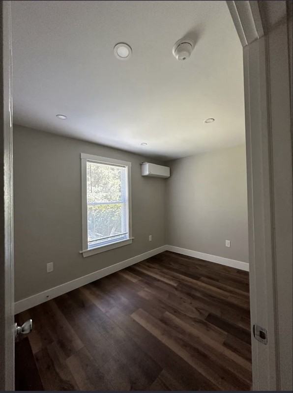 26 Pacific Ave - Photo 3 of 10