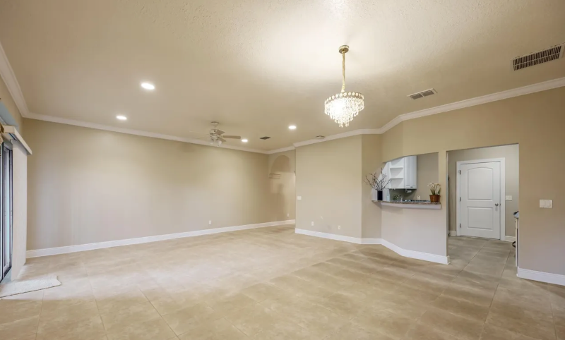 1800 Kole Pl #104 - Photo 5 of 16