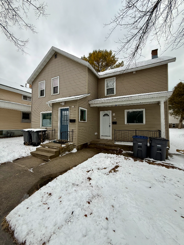 406 Center Ave #406 - Photo 2 of 15