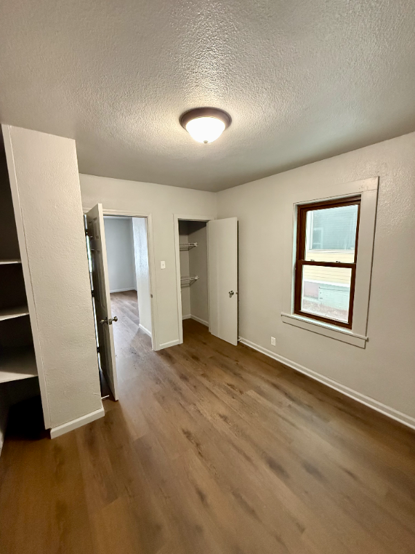 406 Center Ave #406 - Photo 3 of 15