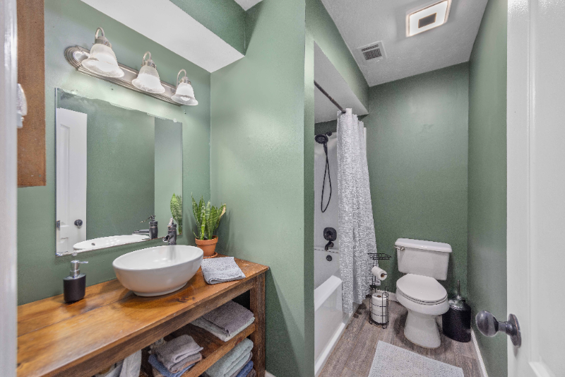 99 Southview Dr - Photo 7 of 14