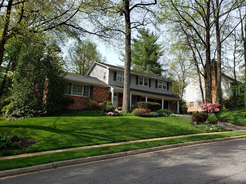 8310 Chivalry Rd - Photo 6 of 14