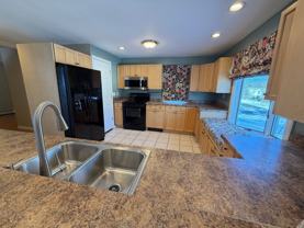 332 Lydall St - Photo 1 of 1