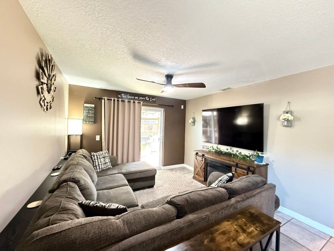 2319 Saint Dunston Ln - Photo 4 of 26