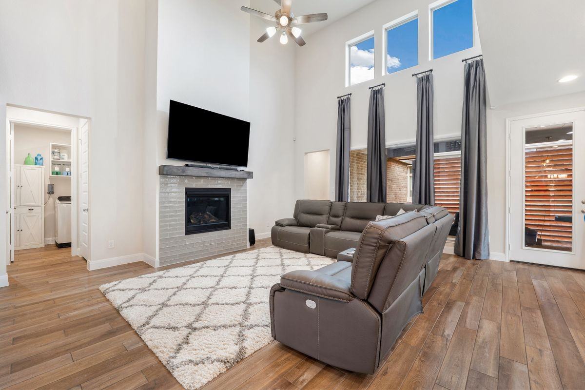 212 Gary Wayne Dr - Photo 4 of 40