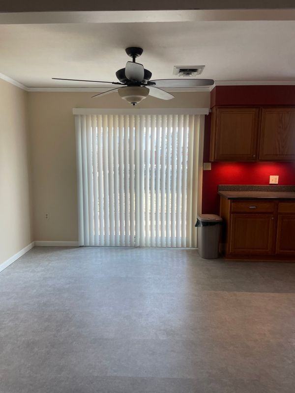 5400 Oxford Dr Unit B - Photo 2 of 25