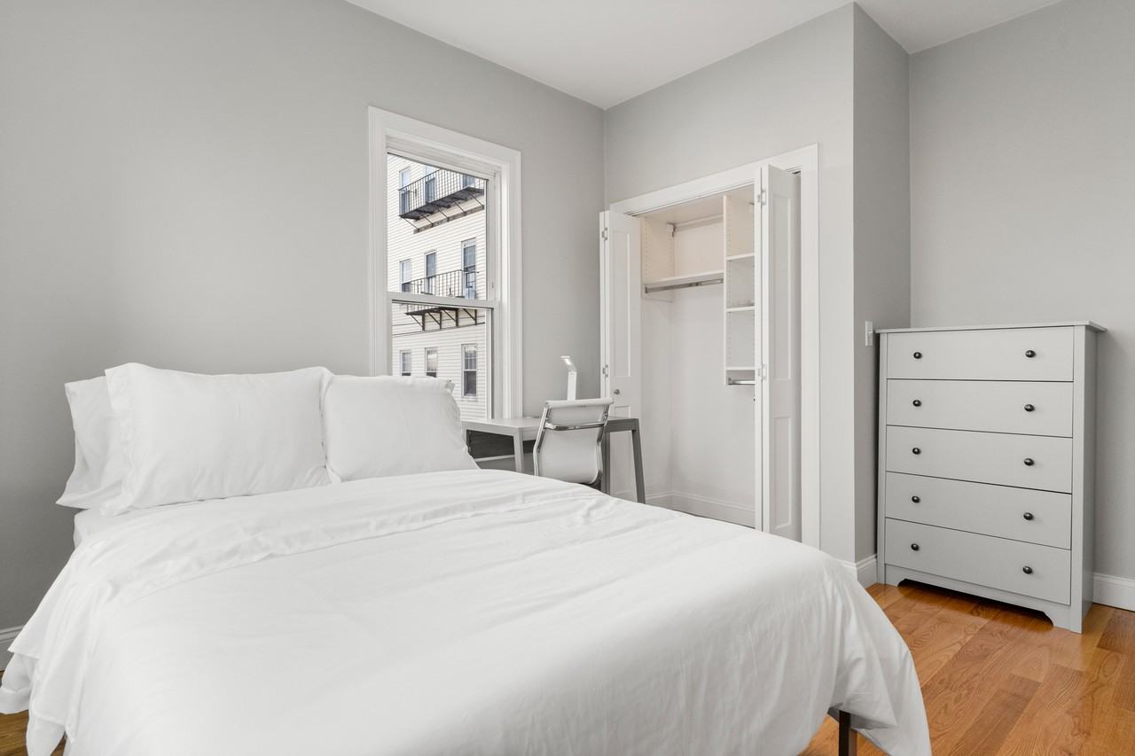 36 Emerson St #4 - Photo 2 of 19